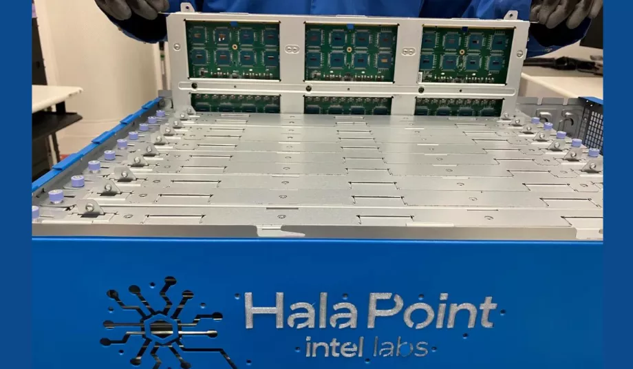 Les chercheurs de Sandia ont exprimé leur profond intérêt pour l'utilisation de Hala Point pour résoudre des défis scientifiques et informatiques de pointe, en se concentrant sur des domaines tels que la physique des appareils et l'architecture informatique. (Intel)